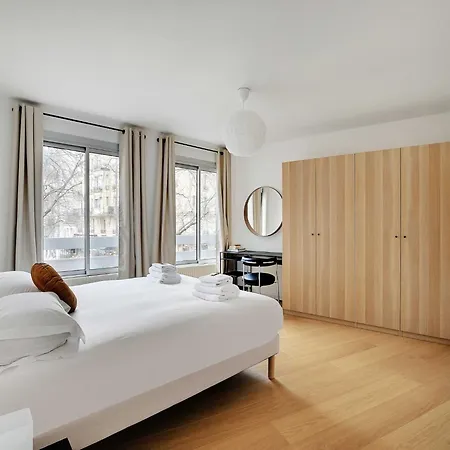 Superb 2 Bedroom 4p Alesia Apartman