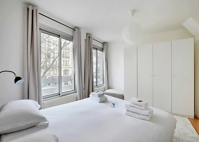 Apartament Superb 2 Bedroom 4p Alesia *