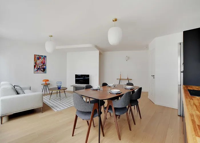 Apartament Superb 2 Bedroom 4p Alesia Paryż